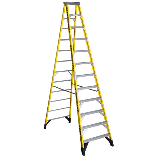 Werner 7312 | 12 Ft Fiberglass Stepladder / Type IAA 375 lb Capacity