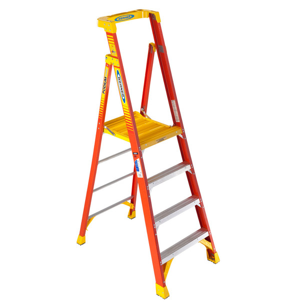 Werner PD6204 | 4 Ft Fiberglass Podium Ladder / Type IA 300 lb Rating