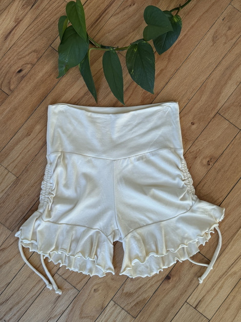 Medium Natural Bamboo Ruffle Shorts [READY TO SHIP]