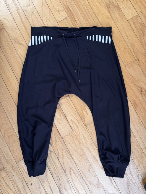 2XL Avery Crop Pants (READY TO SHIP)