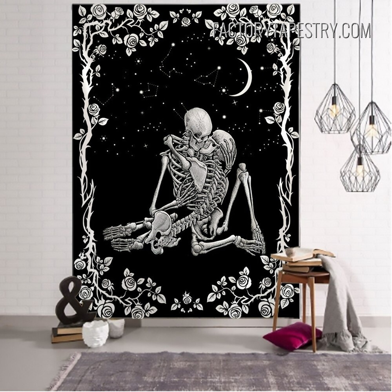  Manicer Blacklight Skull Tapestry, The Kissing Lovers