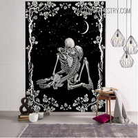 The Kissing Lovers Black and White Tapestry Gothic Skull Human Skeleton Wall Art for Living Room Bedroom