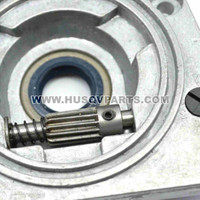 HUSQVARNA Oil Pump 501512501 Image 5