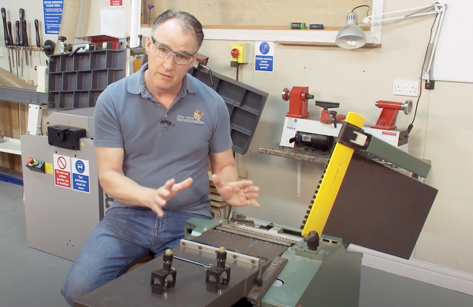 How to set planer blades in a cutting block on a Jointer or Thickness