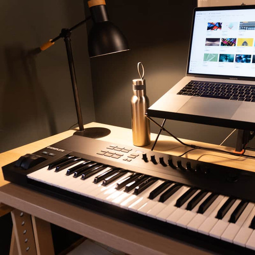 Native Instruments Komplete Kontrol A49