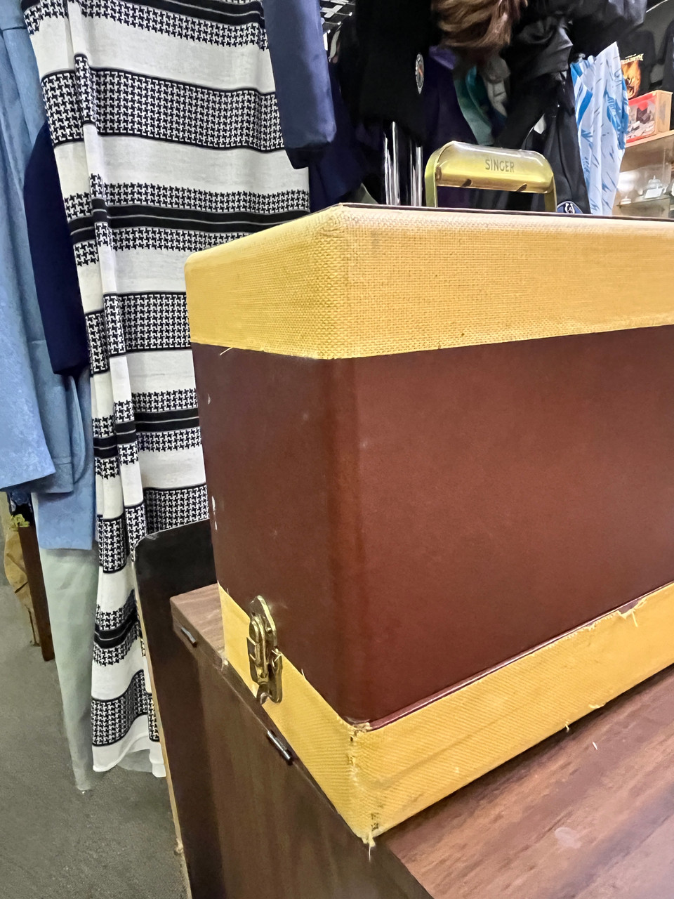 1957 Singer 99K Sewing Machine - Working