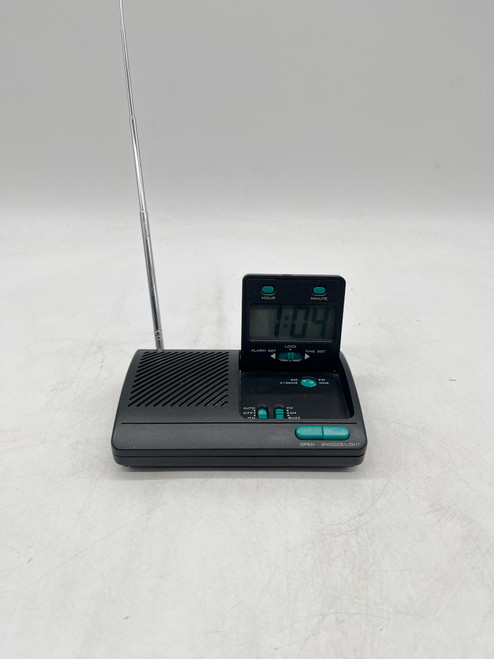 Vintage Samsonite Travel Radio/Alarm Clock