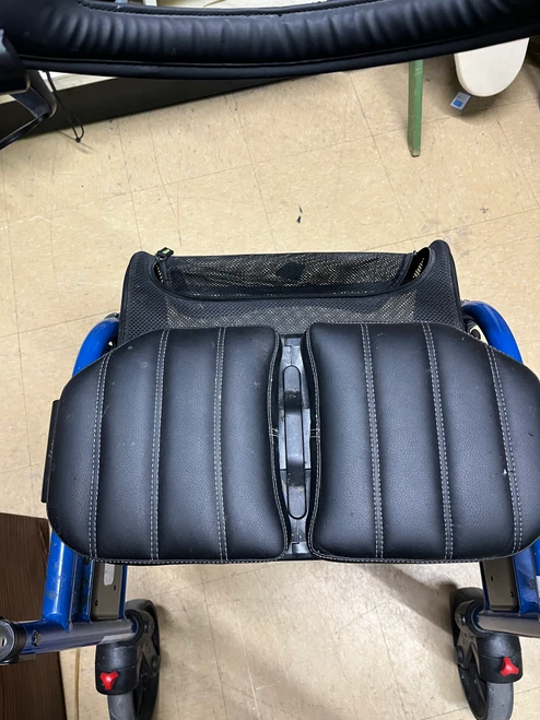 Evolution Trillium Tall Foldable Walker