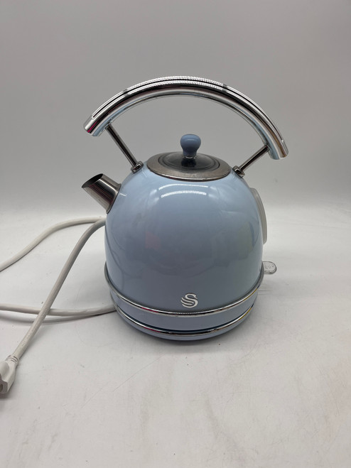 Swan Retro Dome Electric Kettle