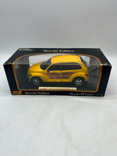 Maisto 1:18 Die Cast Special Edition Chrysler PT Cruisier Woody