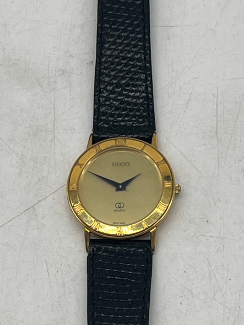 Vintage Gucci Ladies Gold Plate Quartz Watch