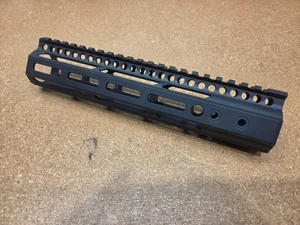 V7 Enlightened M-Lok Handguard