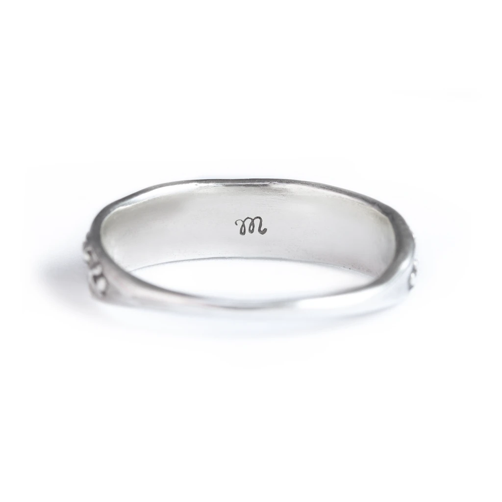 Bee in the Garden Ring