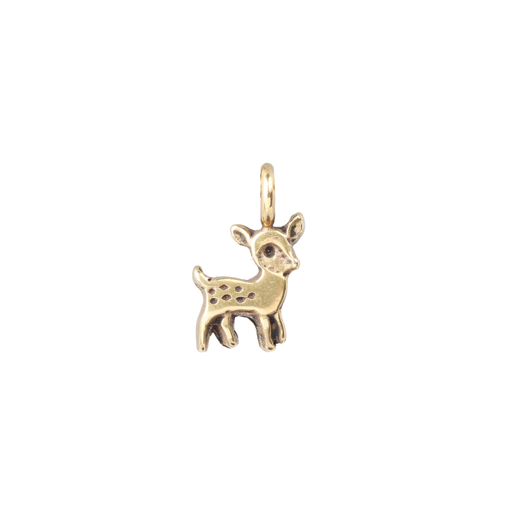 Deer sculpted charm