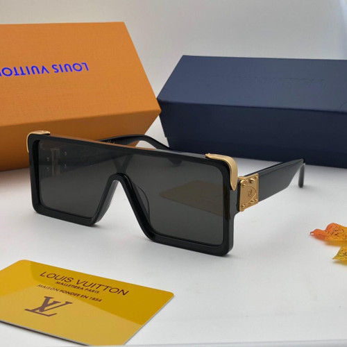 Buy High quality replica UA Louis Vuitton Black Sunglasses from HypeRepTime, best replica designer brand website