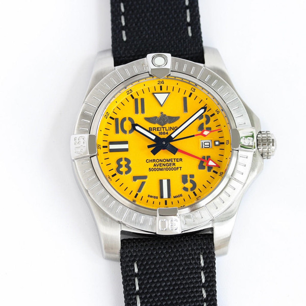 buy Super clone replica plain jane Breitling Blackbird Reconnaissance Plane black yellow watch replica from hypereptime BREITLING