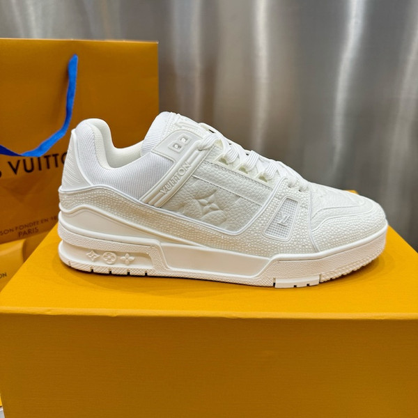 High Quality Replica UA Louis Vuitton LV Trainer Sneaker Swarovski Sneaker (Select Colorway)