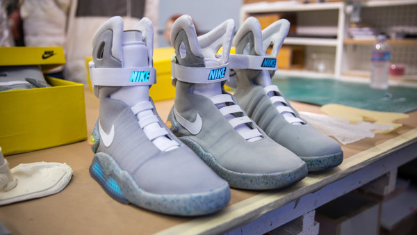 Buy High quality replica UA Nike air mag back to the future sneakers (HIGHEST QUALITY) from HypeRepTime, best replica designer brand website
