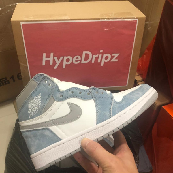 Buy High quality replica UA Jordan 1 Retro High OG Hyper Royal, Sneakers from HypeRepTime, best replica designer brand website