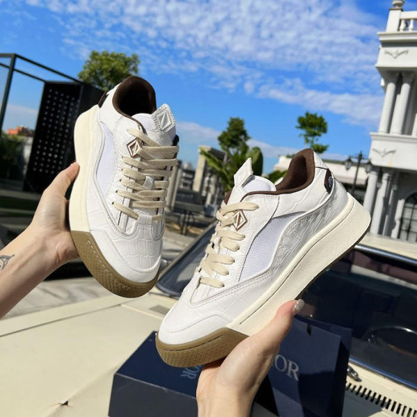 buy High quality replica UA CACTUS JACK X DIOR White Nubuck Calfskin, Sneaker replica from hypereptime DIOR
