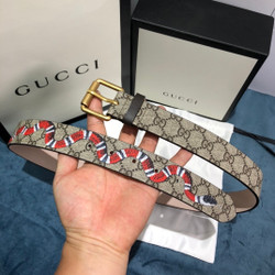 Gucci GG Supreme belt with kingsnake print