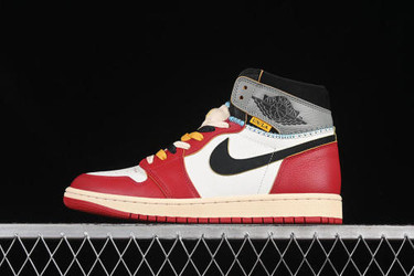 JORDANS -[UNION X AIR JORDAN 1 RETRO HIGH VARSITY RED∕BLACK∕SAIL∕SHADOW | 936 JORDANS -[UNION X AIR JORDAN 1 RETRO HIGH VARSITY RED∕BLACK∕SAIL∕SHADOW | 936