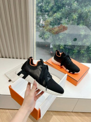 Hermes Sneakers 549