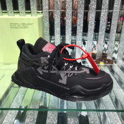OFF WHITE Sneakers 774