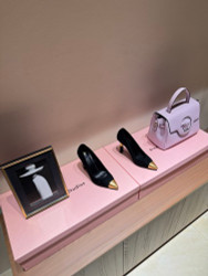 Balmain Sneakers 132