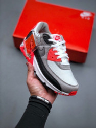 NIKE AIRMAX  668