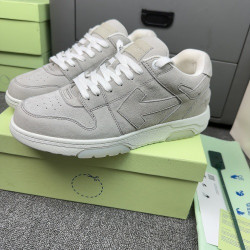 OFF WHITE Sneakers 586