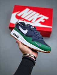 NIKE AIRMAX  892
