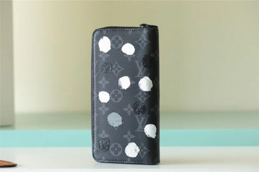 LV LVQ289 LV Wallet | 245