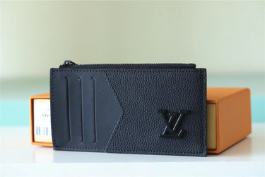 LV LVQ299 LV Wallet | 377