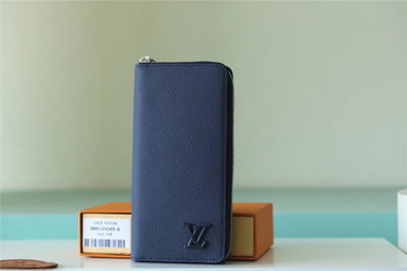 LV LVQ300 LV Wallet | 819