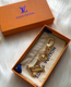 LV KEY CHAIN 687