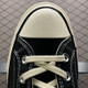 Converse Sneakers 682