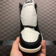 JORDANS Sneakers 196
