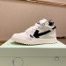 OFF WHITE Sneakers 686