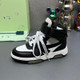 OFF WHITE Sneakers 809