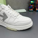 OFF WHITE Sneakers 451
