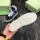 OFF WHITE Sneakers 650
