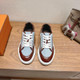 Hermes Sneakers 702