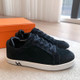 Hermes Sneakers 495