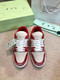 OFF WHITE Sneakers 656
