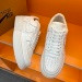 OFF WHITE Sneakers 683