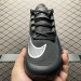 NIKE Sneakers 820