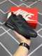 NIKE AIRMAX  686