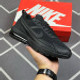 NIKE AIRMAX  686