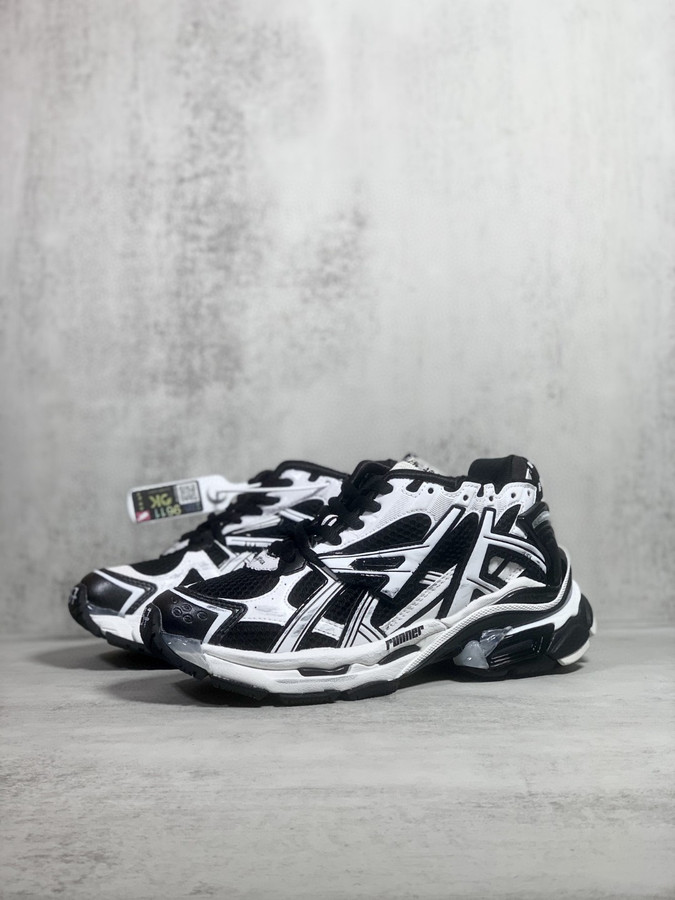 Balenciaga Runners Gray